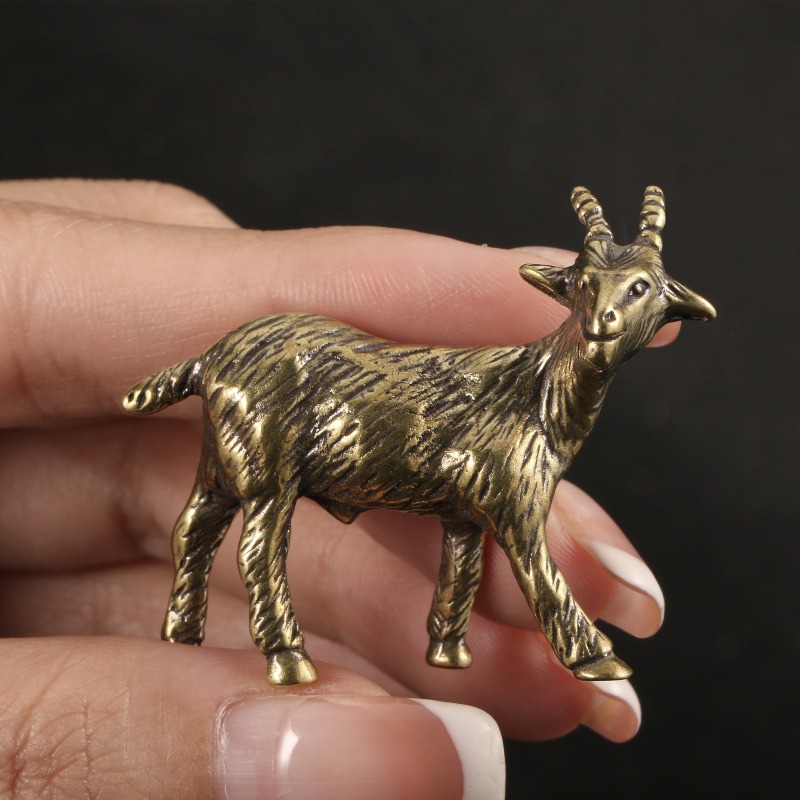 1 PC Solid Brass Carved Cute G – Vintage Collectible Christmas Ornaments recenzja i cena