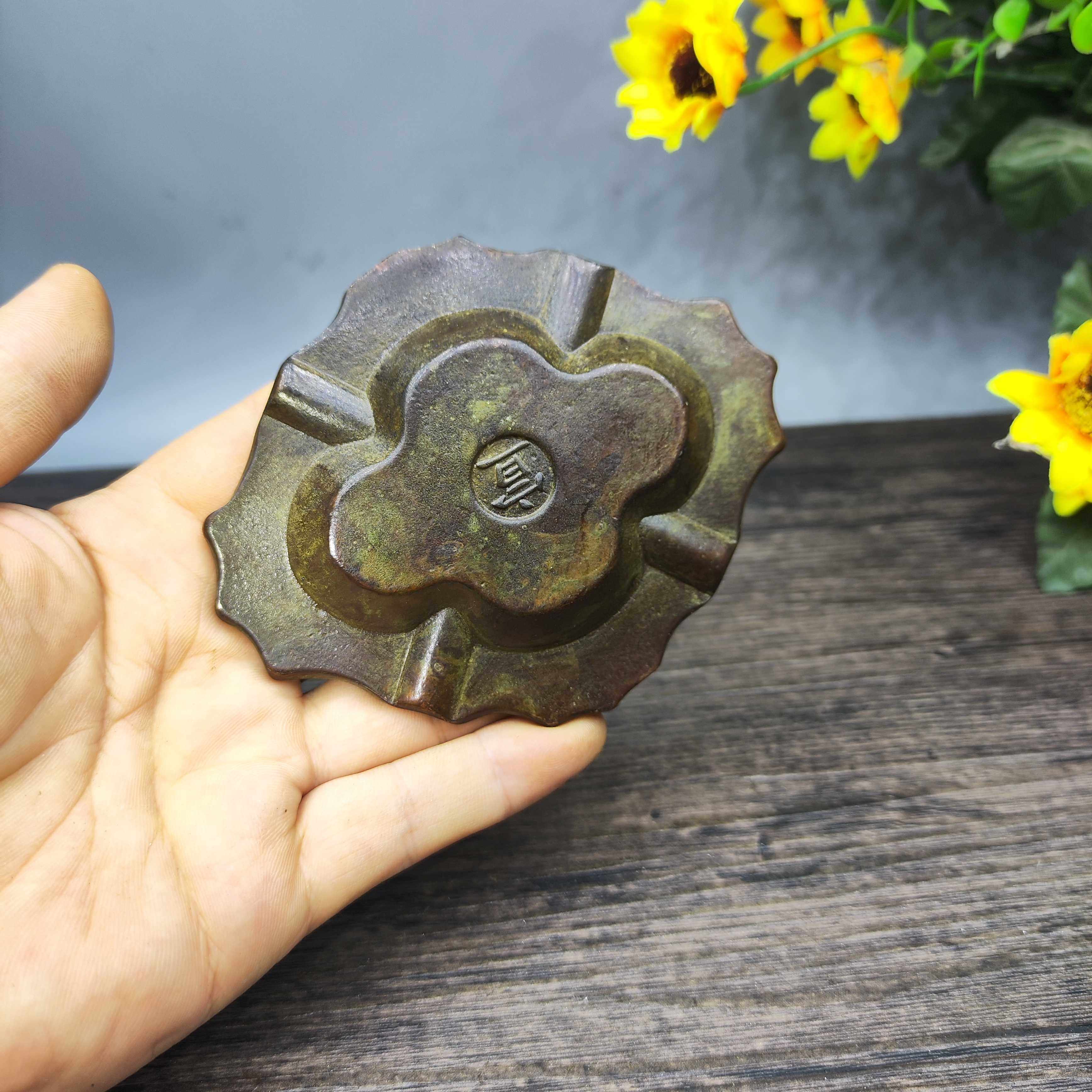 Vintage Brass Flower Rich Patt – Vintage Collectible Ashtrays recenzja i cena