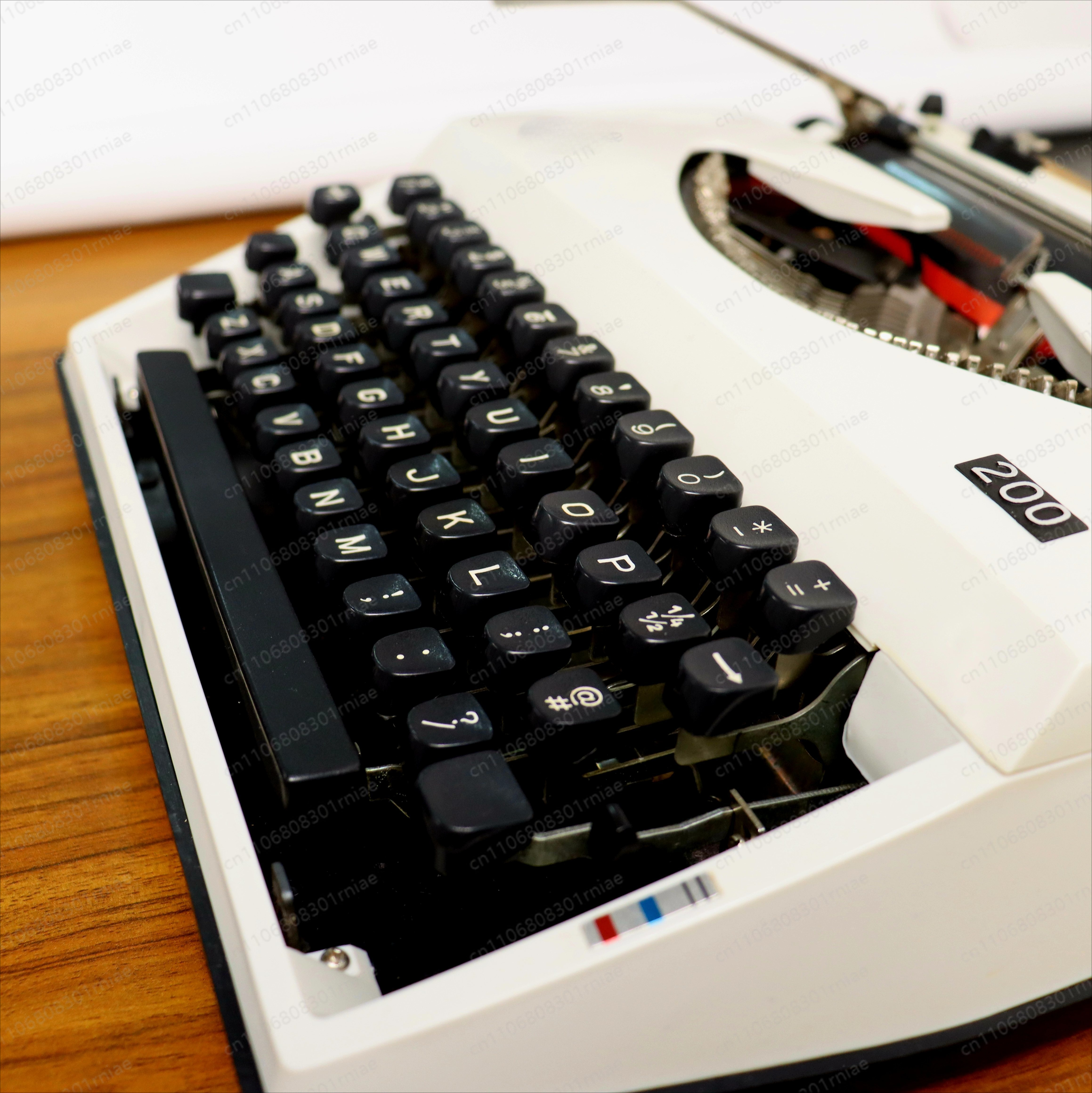 Vintage typewriter English mac – Vintage Things Collection recenzja i cena