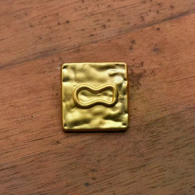 Vintage Metal Button Artistic  – Vintage Collectible Buttons recenzja i cena