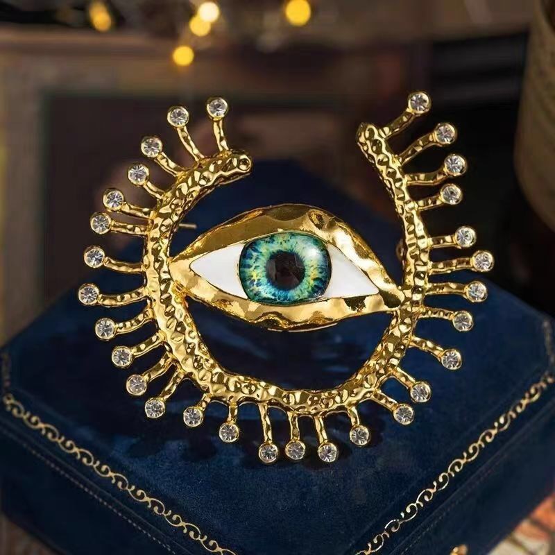 New Evil Eye Badges Cosplay An – Vintage Collectible Pins recenzja i cena