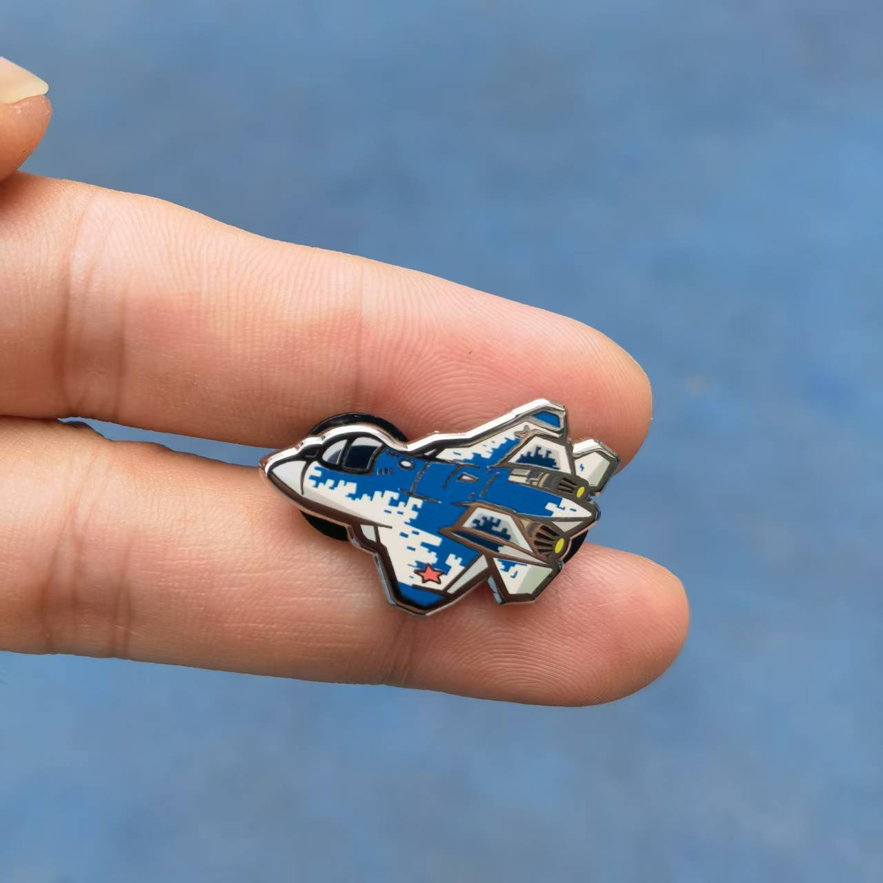 Original Chibi Airplane Badge  – Vintage Collectible Pins recenzja i cena