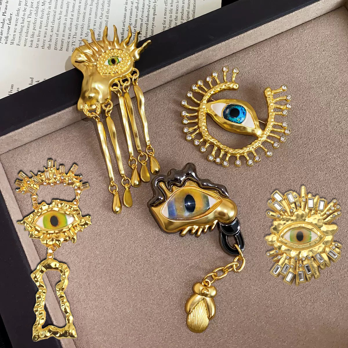 Vintage Big-eyed Badge Cosplay – Vintage Collectible Pins recenzja i cena