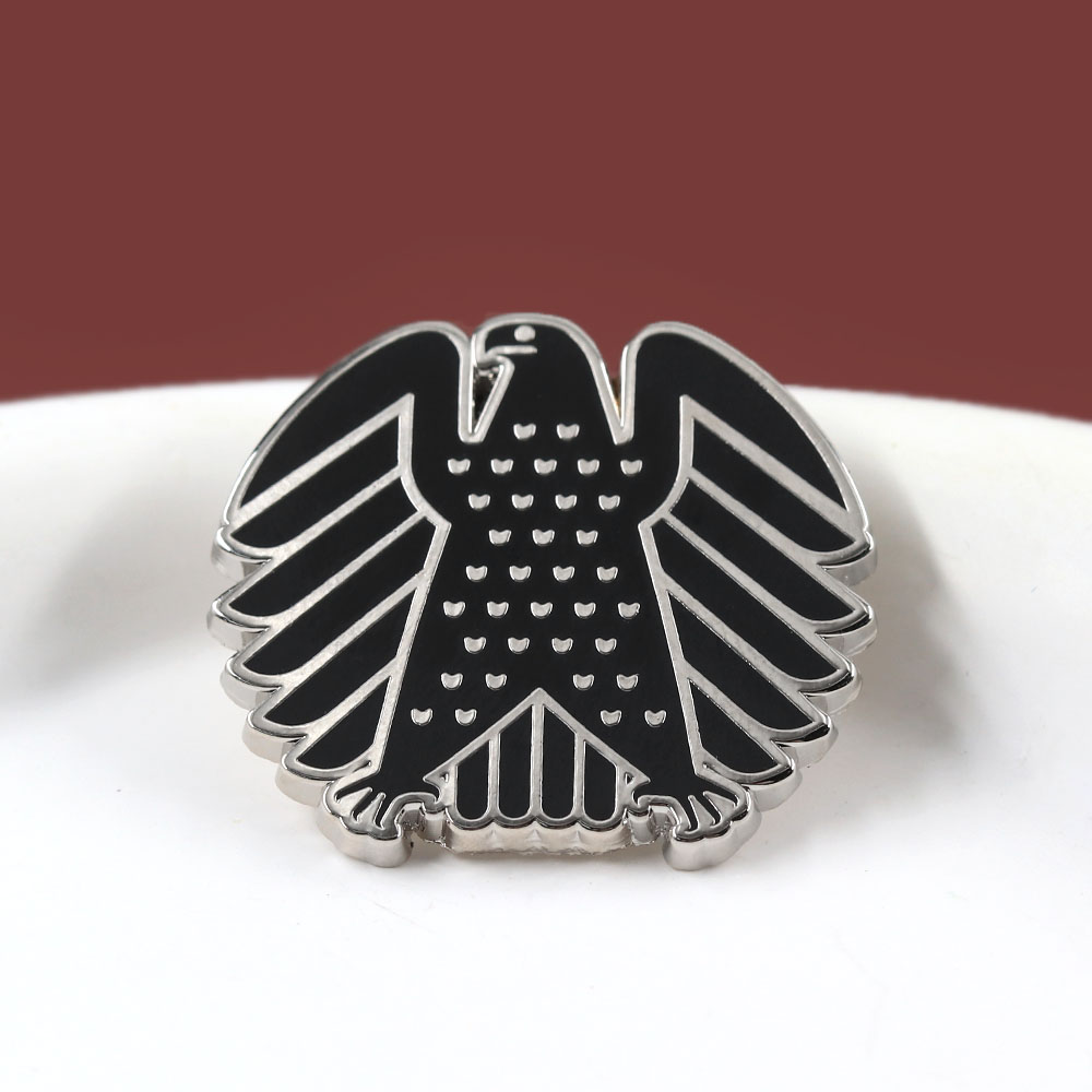 German Federal Black Hawk Broo – Vintage Collectible Pins recenzja i cena