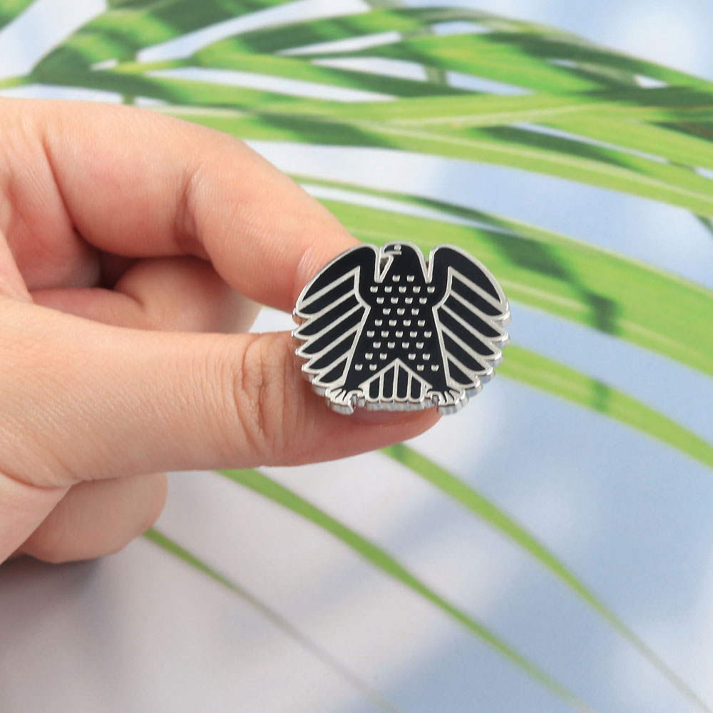 German Federal Black Hawk Broo – Vintage Collectible Pins recenzja i cena